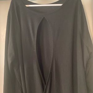 Back Cut Out Old Navy Shirt - Plus Size - 4X - smoke free home